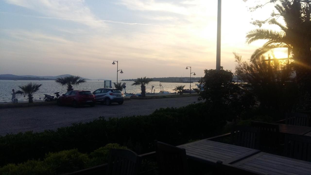Aliye Hanim Hotel Ayvalik Ngoại thất bức ảnh