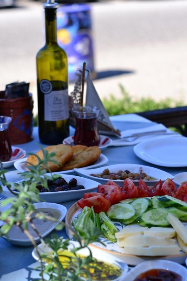 Aliye Hanim Hotel Ayvalik Ngoại thất bức ảnh