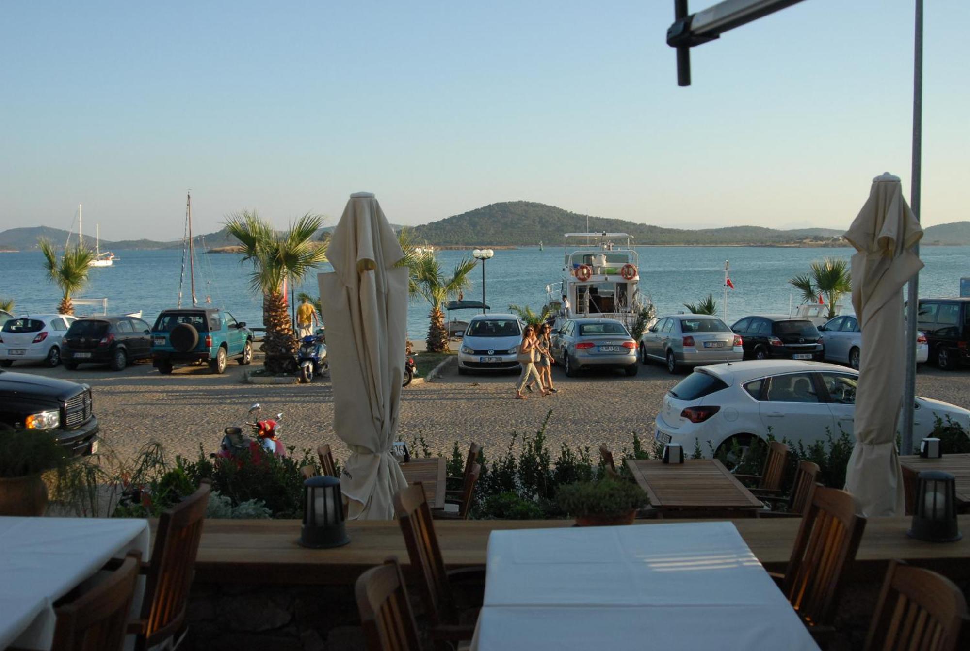 Aliye Hanim Hotel Ayvalik Ngoại thất bức ảnh