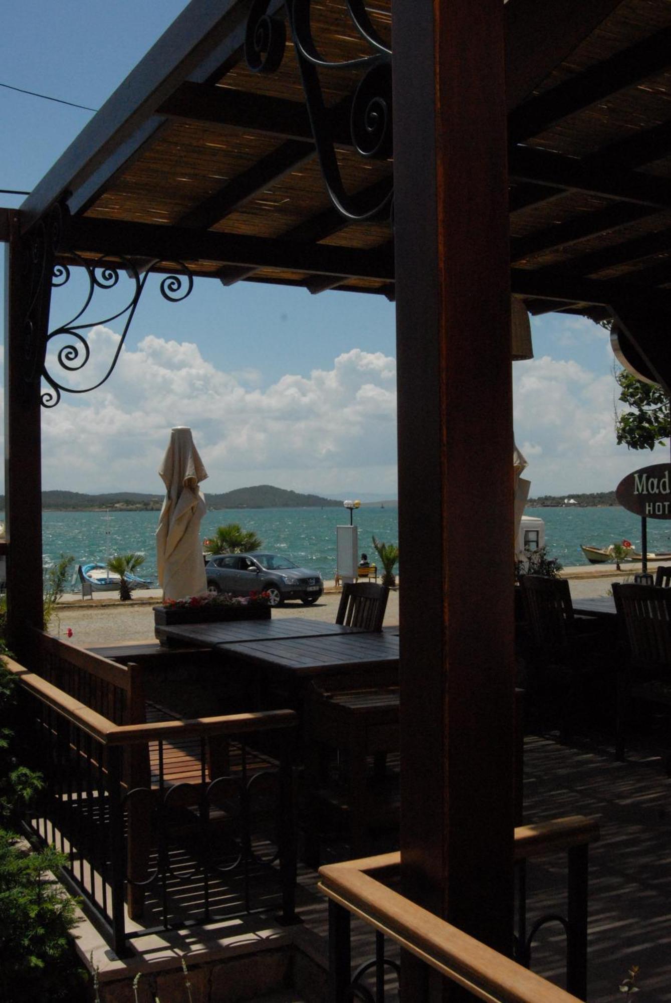 Aliye Hanim Hotel Ayvalik Ngoại thất bức ảnh