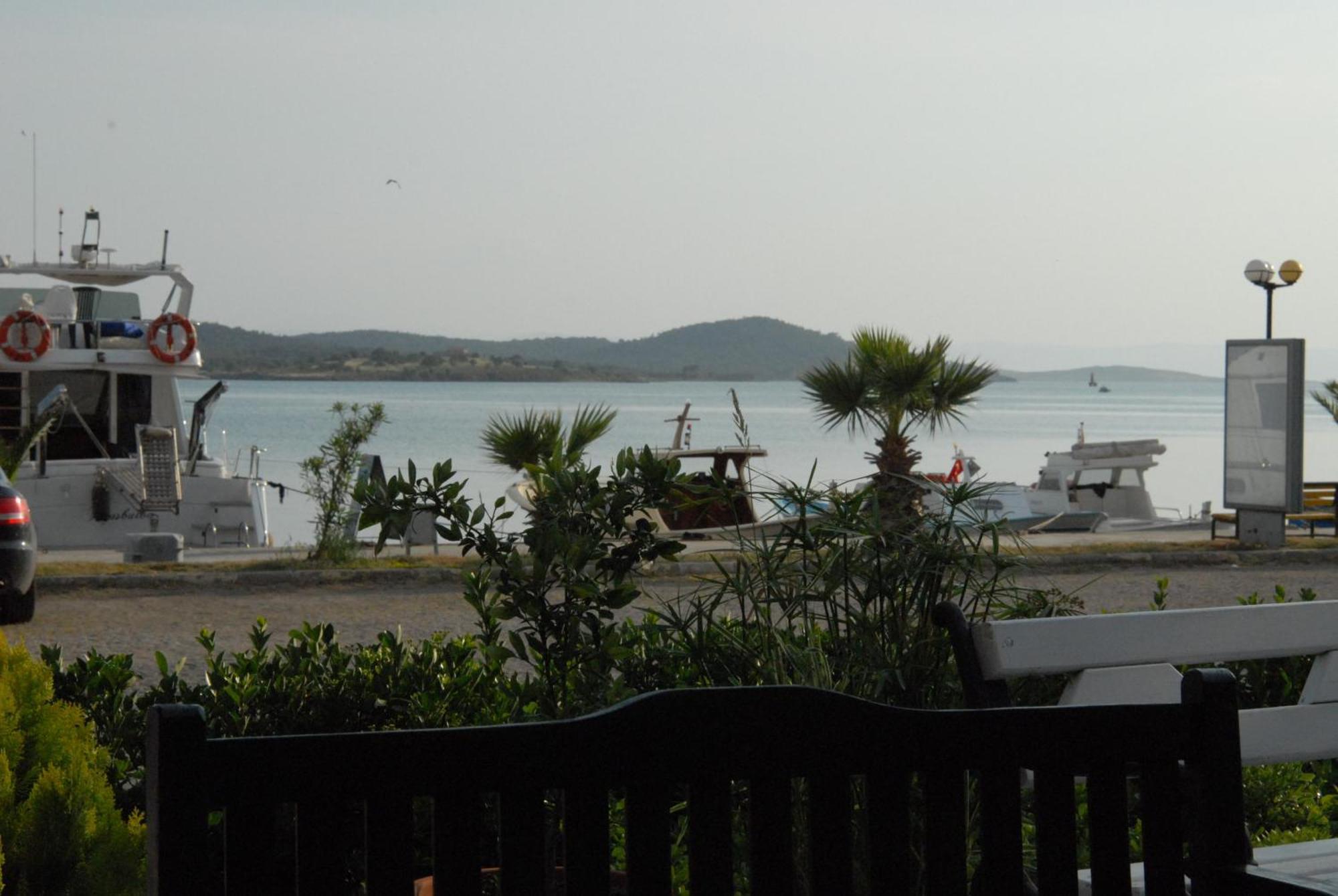 Aliye Hanim Hotel Ayvalik Ngoại thất bức ảnh