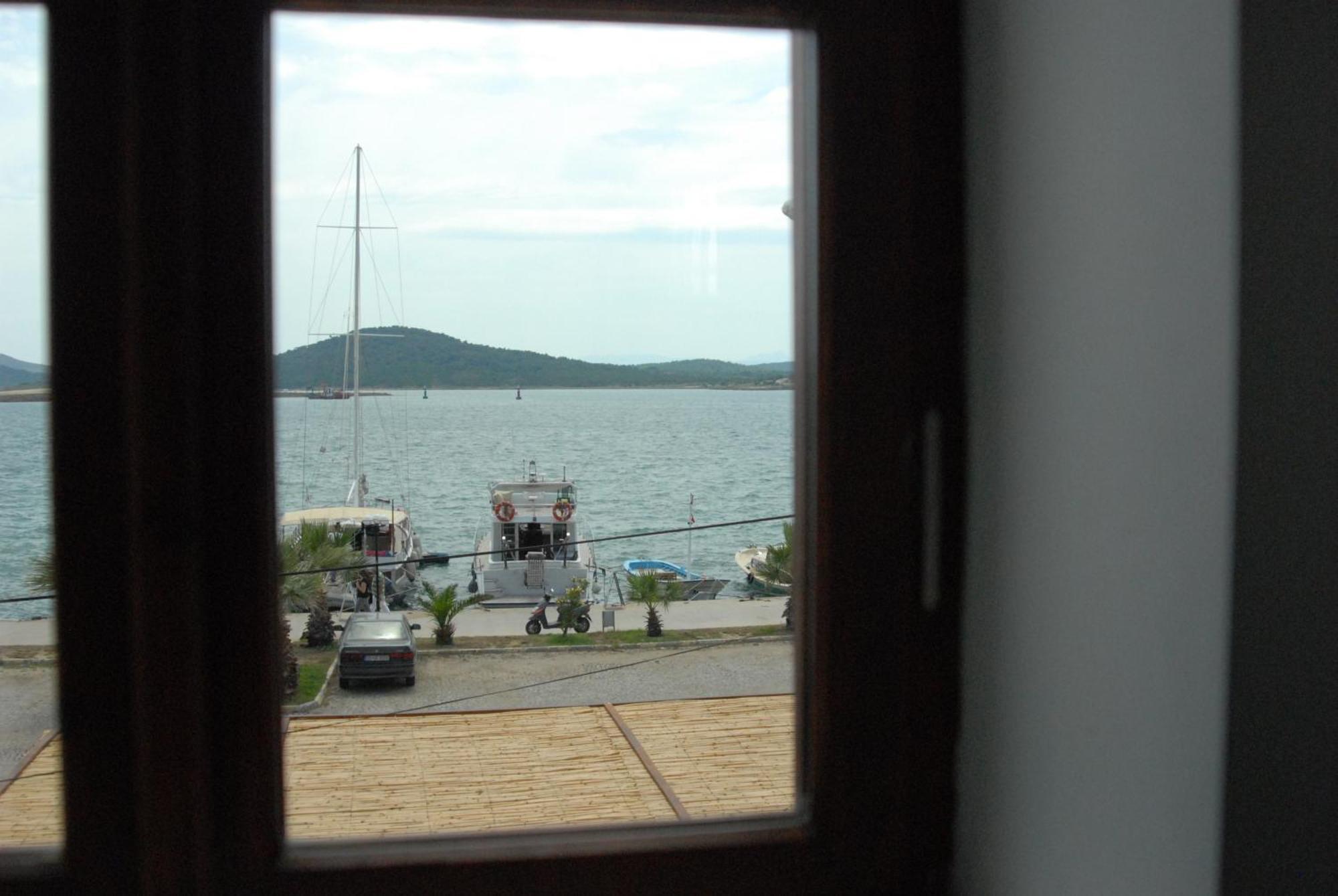 Aliye Hanim Hotel Ayvalik Ngoại thất bức ảnh