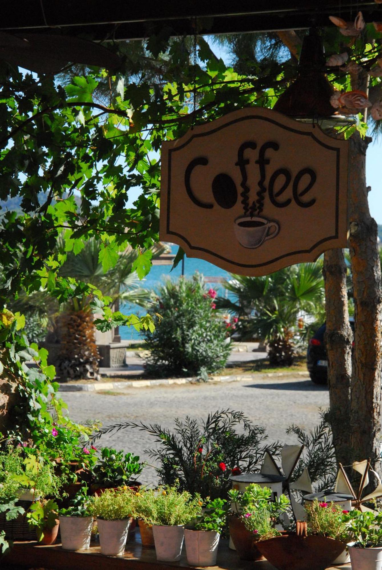 Aliye Hanim Hotel Ayvalik Ngoại thất bức ảnh