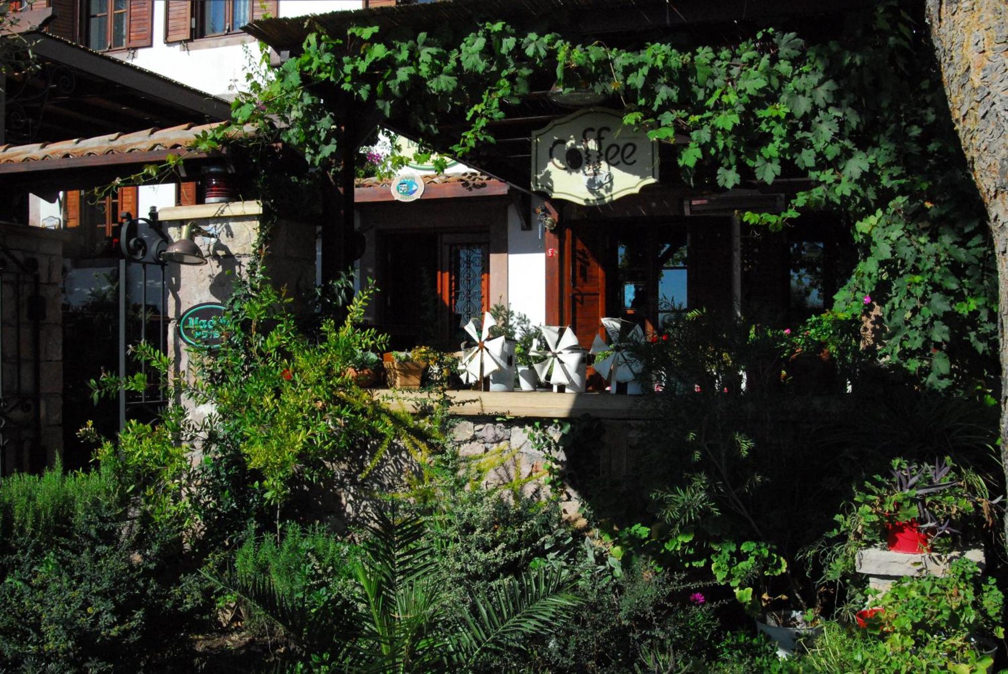 Aliye Hanim Hotel Ayvalik Ngoại thất bức ảnh